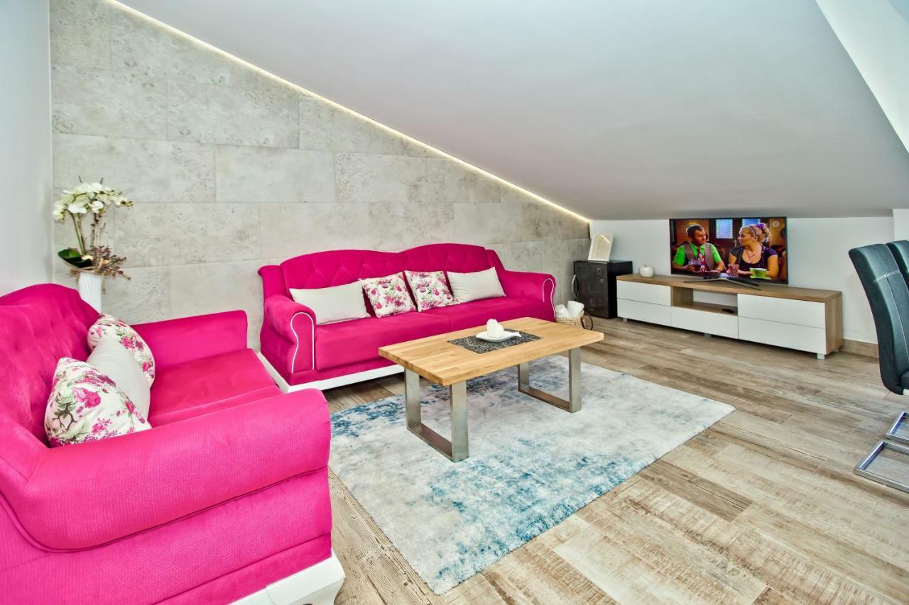 Apartments Bubalo Hvar Town Bagian luar foto