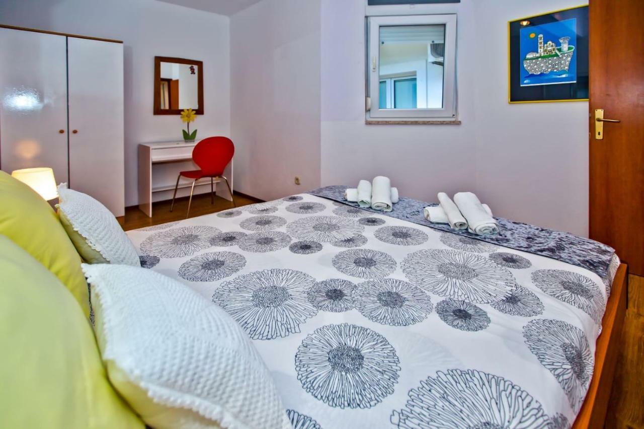 Apartments Bubalo Hvar Town Bagian luar foto