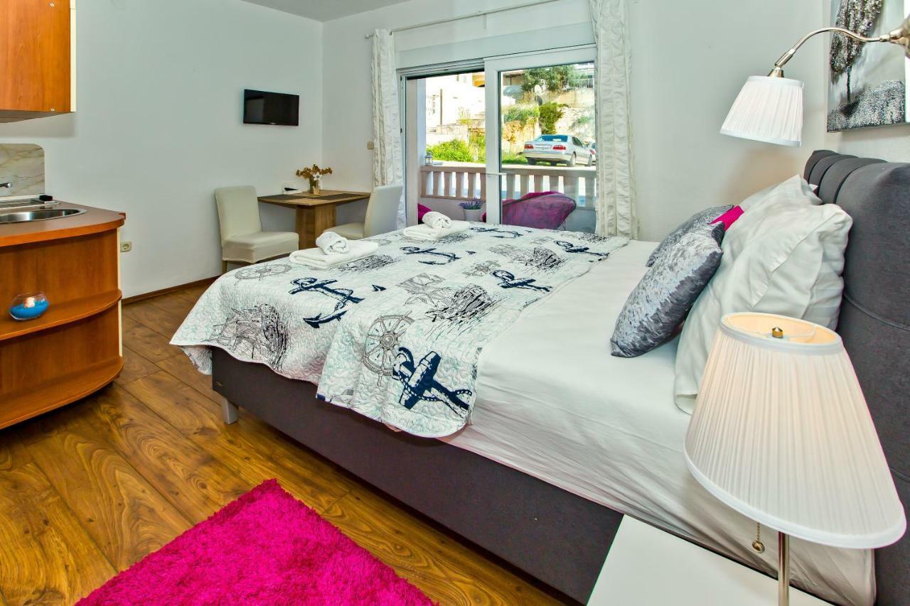 Apartments Bubalo Hvar Town Bagian luar foto