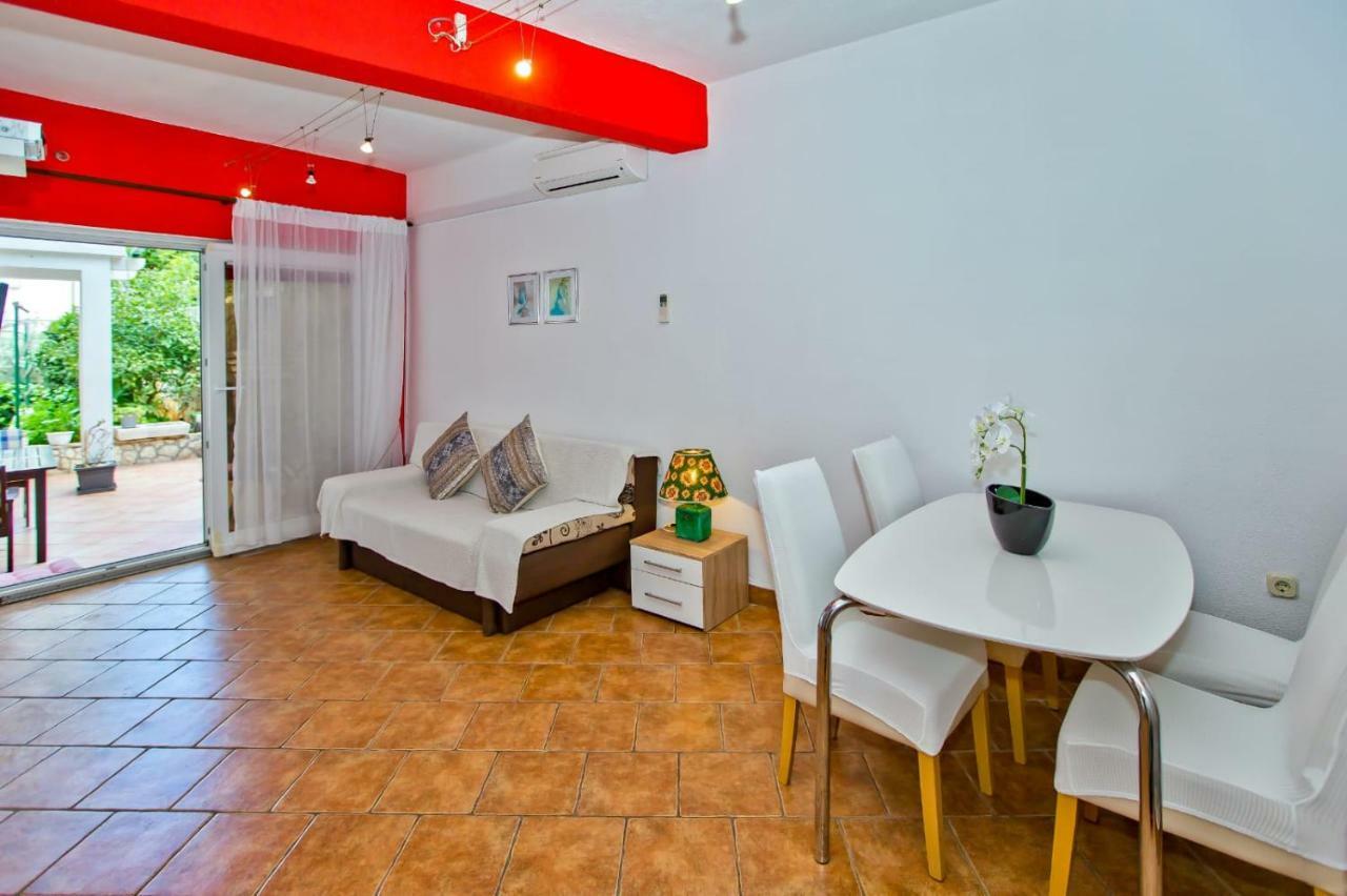 Apartments Bubalo Hvar Town Bagian luar foto