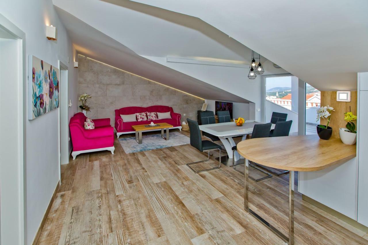 Apartments Bubalo Hvar Town Bagian luar foto